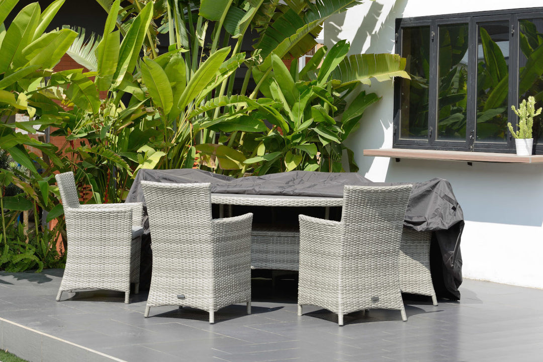 Lifestyle Garden Premium 6-8 Seat Round Dining Set Garden Furniture Cover - 265cm Diameter