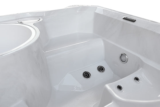 Masrren Hot & Cold Fusion by Bellagio Spas