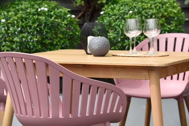 Nassau 4 Seat Square Dining Set - Pink by Lifestyle Garden