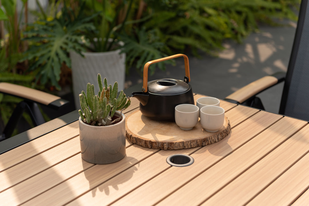 Lifestyle Garden Panama Dark 4 Seat Reclining Dining Set