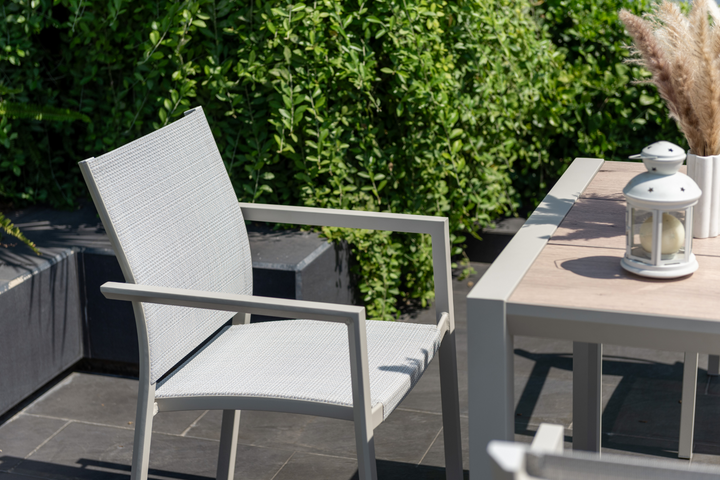 Lifestyle Garden Urbanite Light 4 Seat Dining Set