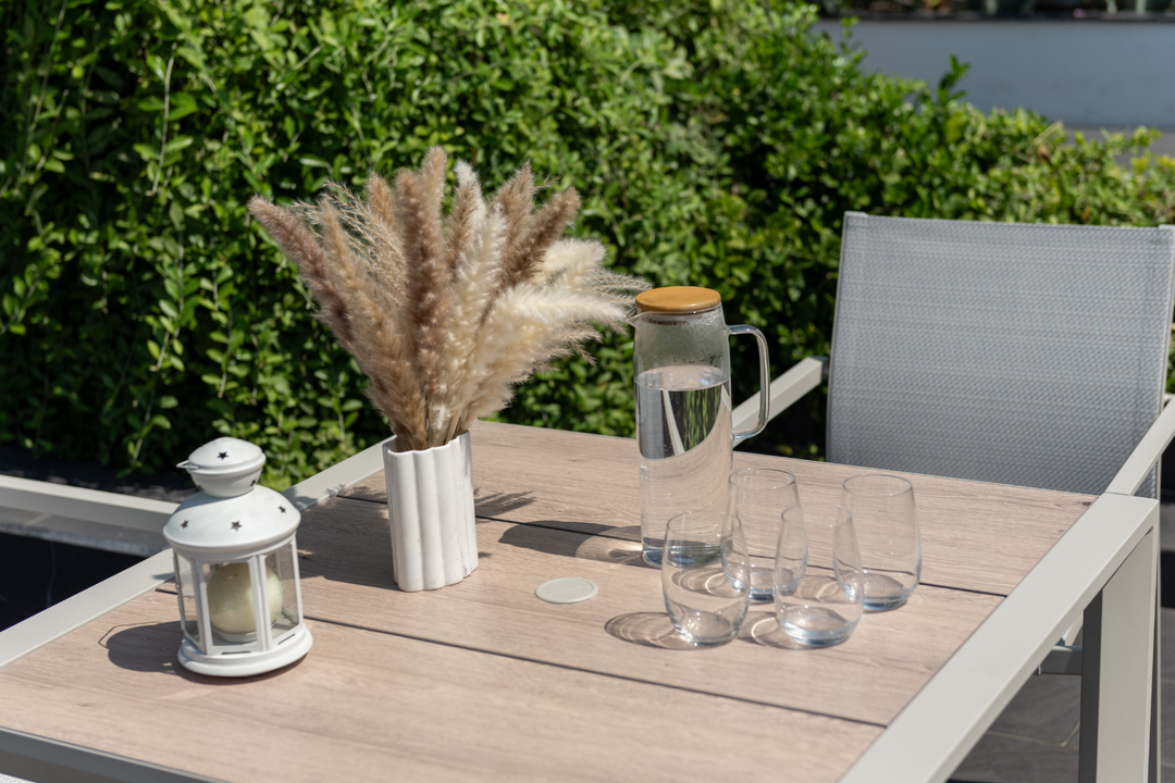 Lifestyle Garden Urbanite Light 4 Seat Dining Set
