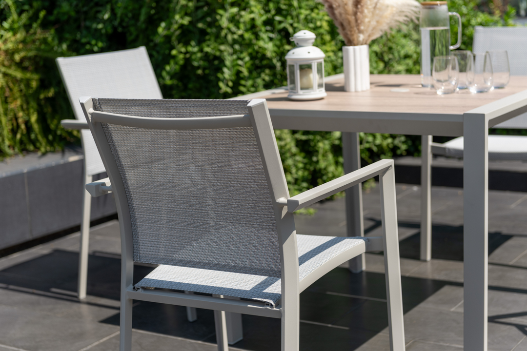 Lifestyle Garden Urbanite Light 4 Seat Dining Set