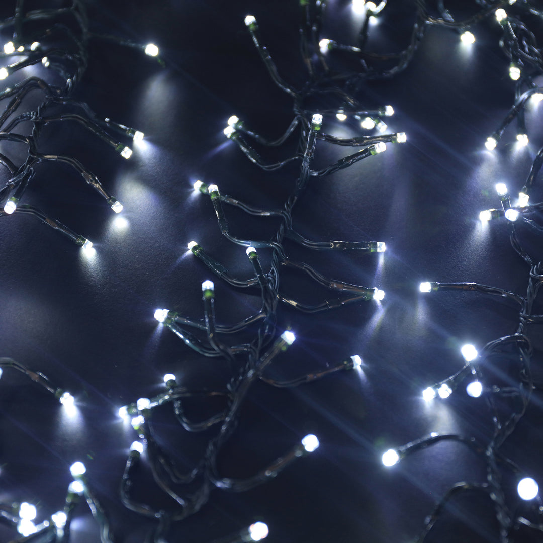 2000 Cool White Ultrabrite LED Christmas Cluster Lights (25m Lit Length)
