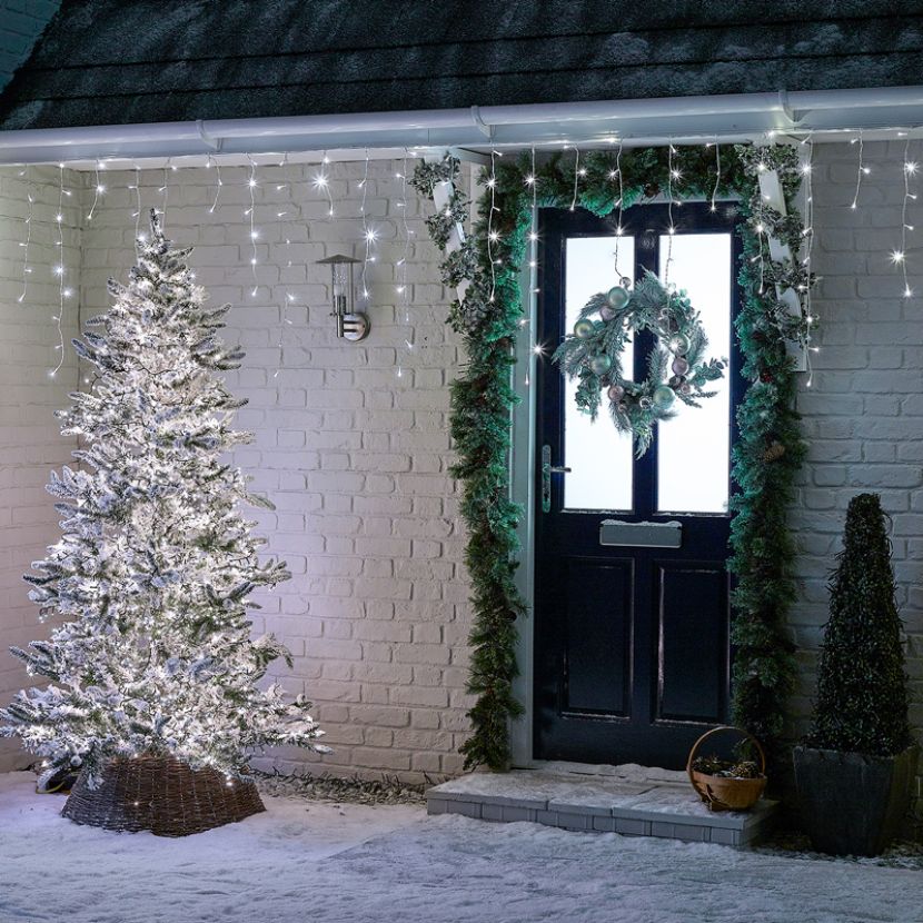 480 LED Snowing Icicle Christmas Lights (11.8m Lit Length) - Cool White