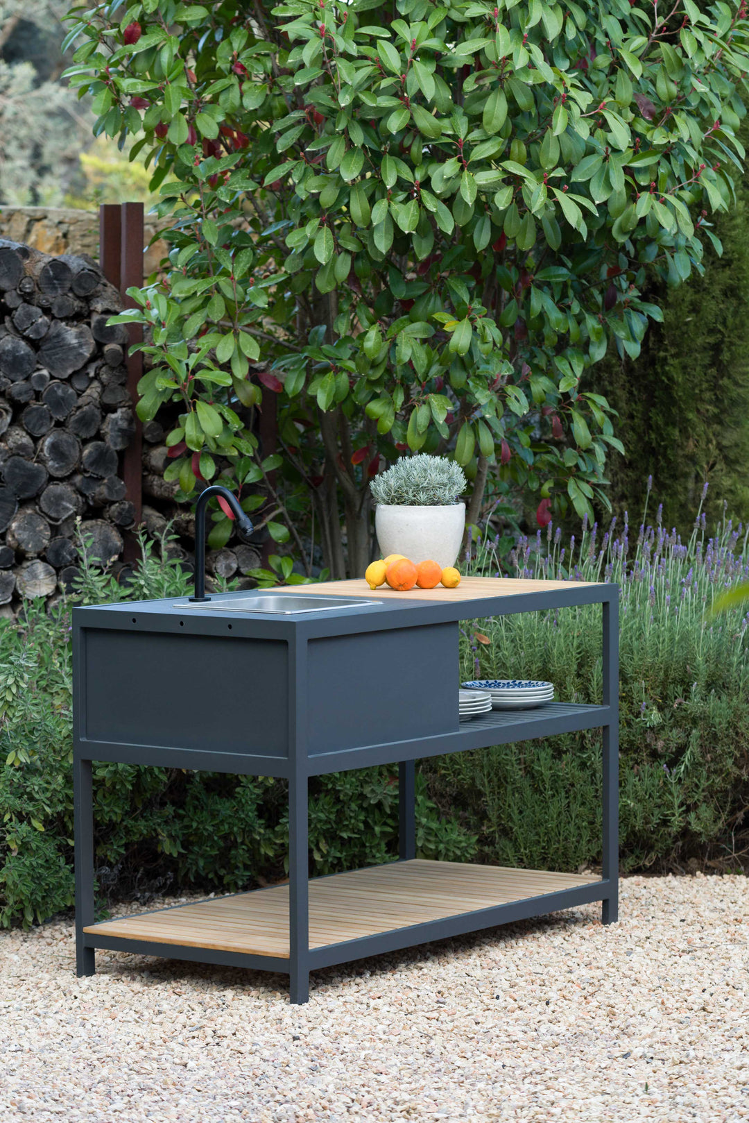 Amber Outdoor Kitchen