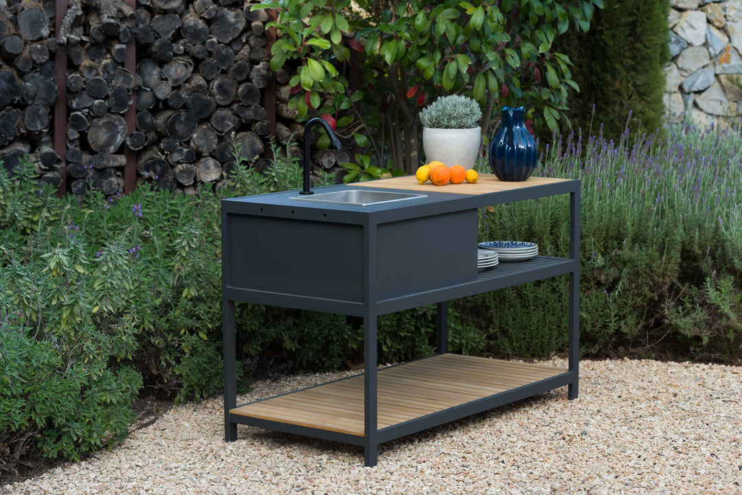 Amber Outdoor Kitchen