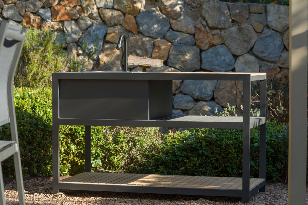 Amber Outdoor Kitchen