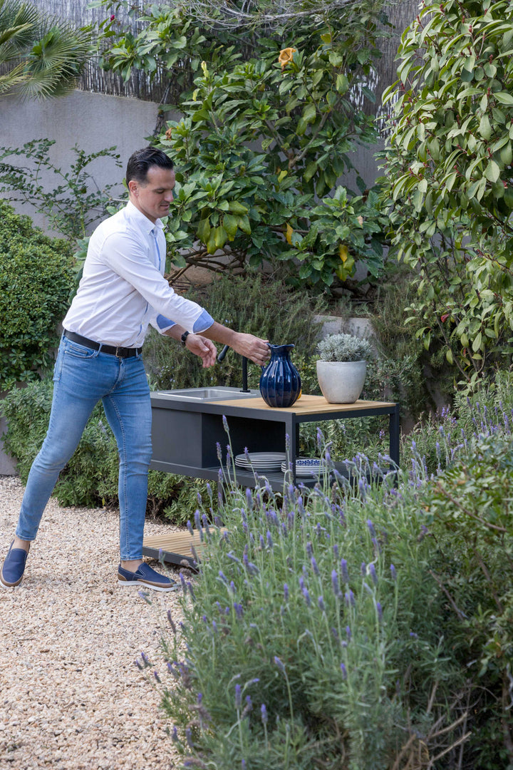 Amber Outdoor Kitchen