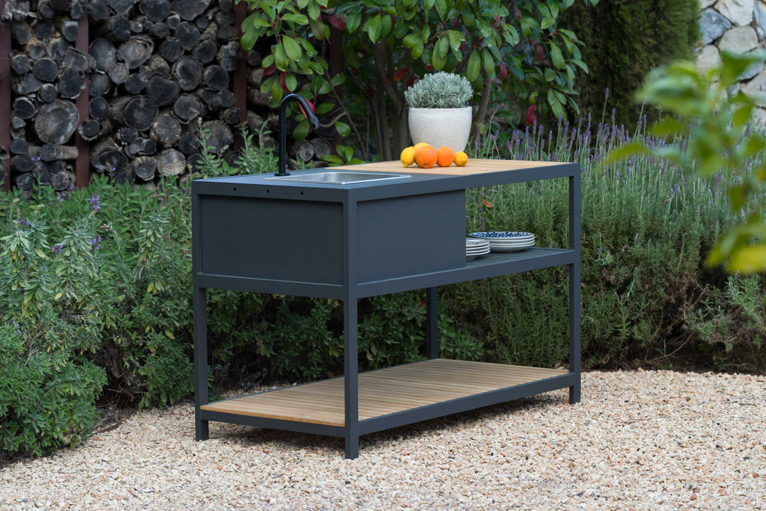 Amber Outdoor Kitchen