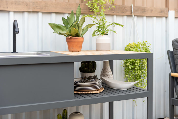 Amber Outdoor Kitchen