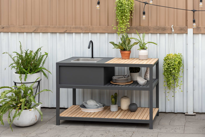 Amber Outdoor Kitchen