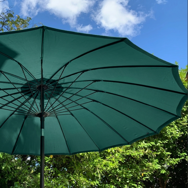 2.7m Shanghai Crank & Tilt Garden Parasol – Available in 10 Colours