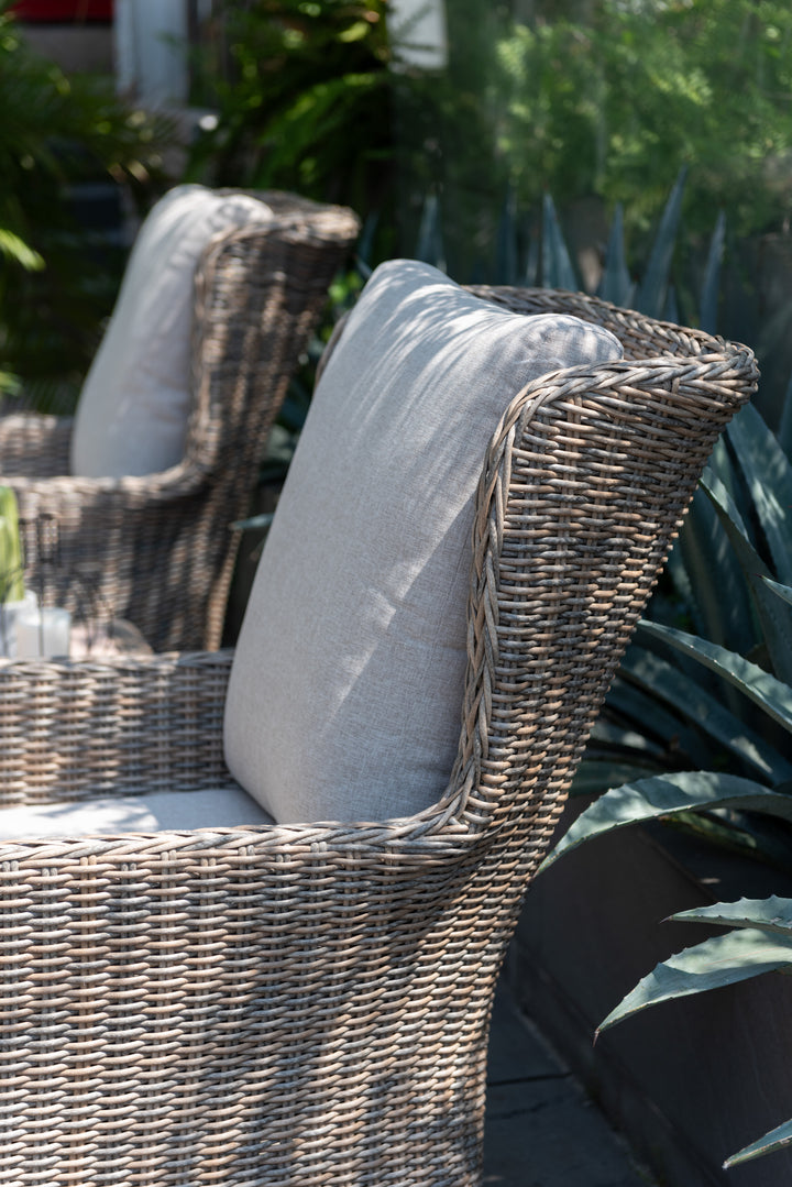Martinique Light Deluxe Chair Set