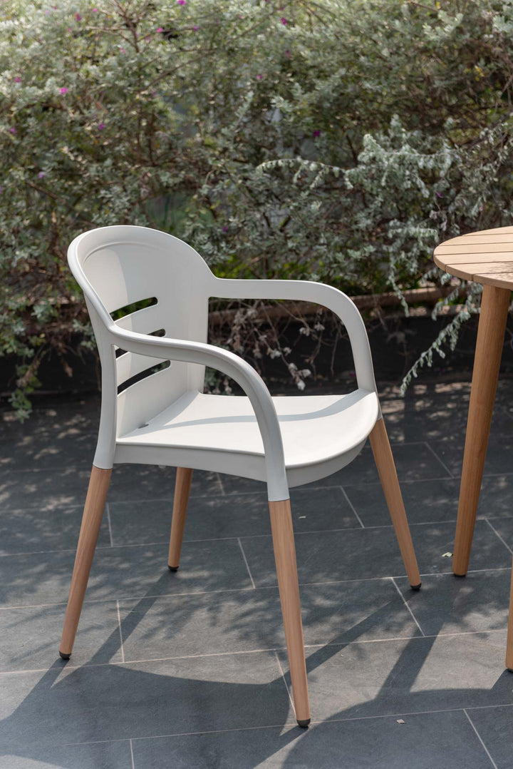 Onyx 66cm Bistro Set – Social Plastic® Coral Sand