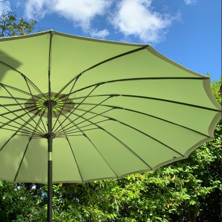 2.7m Shanghai Crank & Tilt Garden Parasol – Available in 10 Colours
