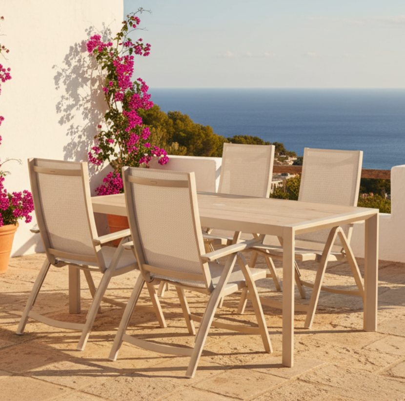 Lifestyle Garden Solana-Urbanite Light 4 Seater Reclining Rectangular Dining Set