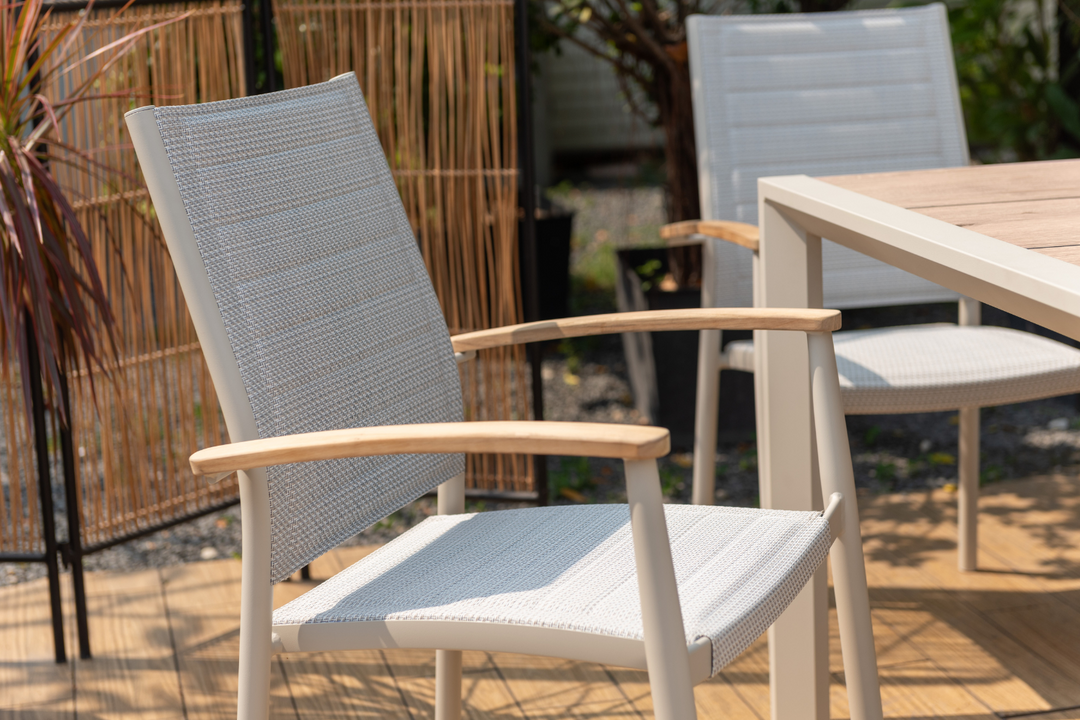 Lifestyle Garden Topaz-Urbanite Light 8 Seat Dining Set with Mesh Chairs