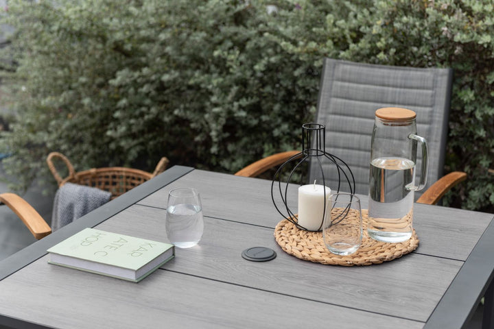 Topaz-Urbanite Dark 4 Seat Dining Set with Mesh Chairs - Lifestyle Garden