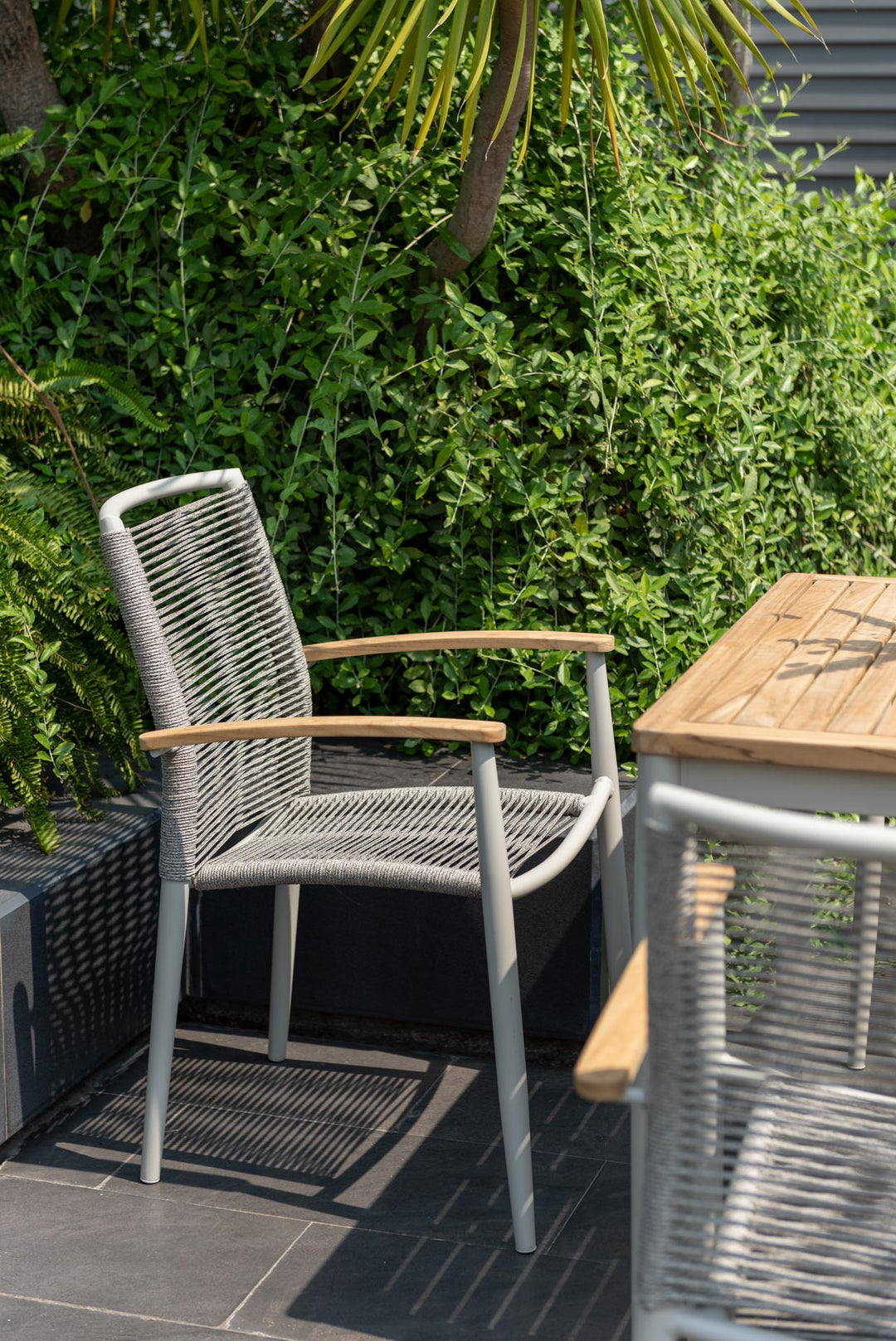 Topaz Light 8 Seat Rope Dining Set - Lifestyle Garden