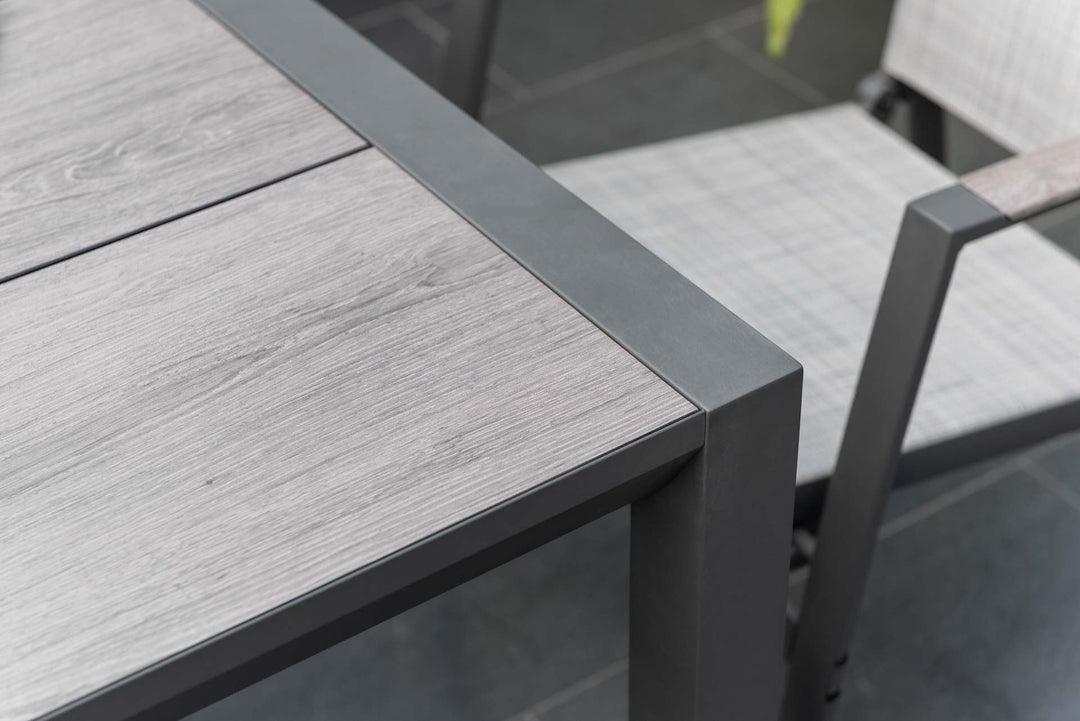 BLACK FRIDAY BUNDLE - Urbanite Dark Deluxe High Back 6 Seat Dining Set With Parasol and Base