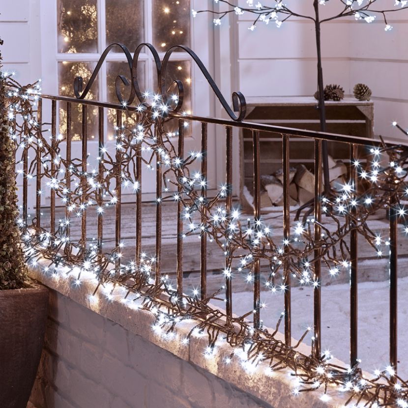 1500 LED Cluster Christmas Lights (21.7m Lit Length) - Cool White