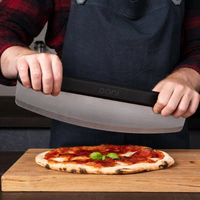 Ooni Rocker Cutter Pizza Slicer